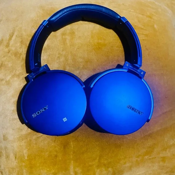 SONY HEADPHONES